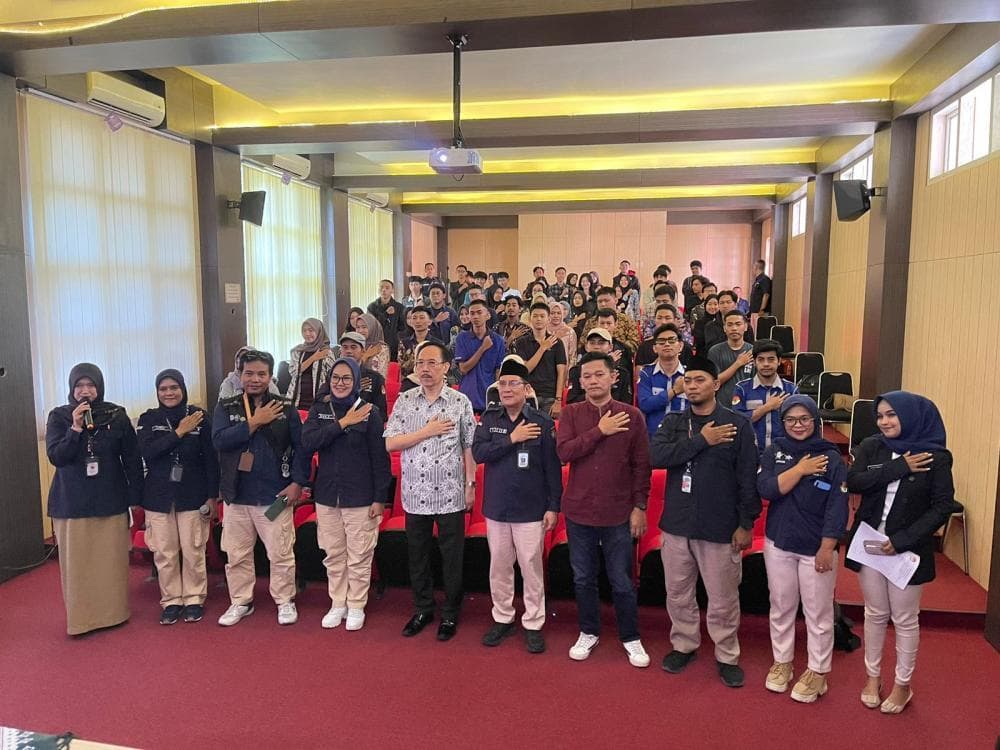 Rektor UNSUR Beserta Jajaran Universitas Nonton Bareng Film Sosialisasi KPU Cianjur Film Kejarlah Janji